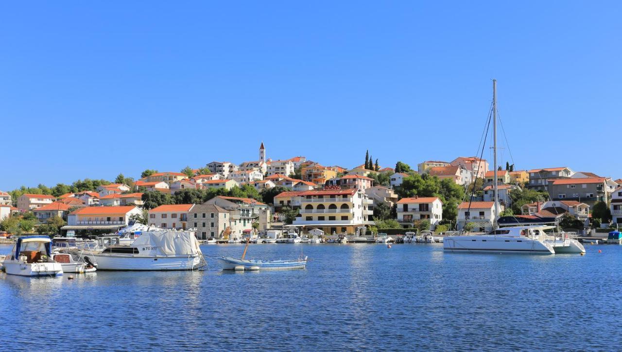 Apartments With A Parking Space Seget Vranjica, Trogir - 8507 ภายนอก รูปภาพ